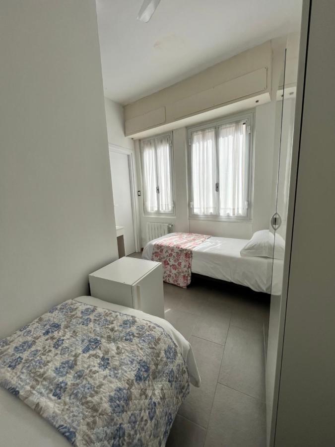 Hotel Alla Fontanella Алассио Номер фото