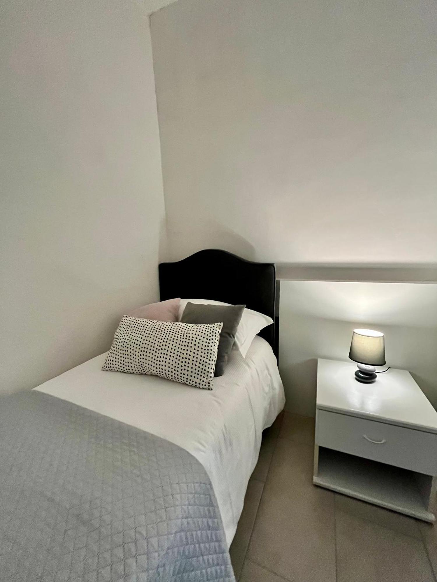 Hotel Alla Fontanella Алассио Номер фото